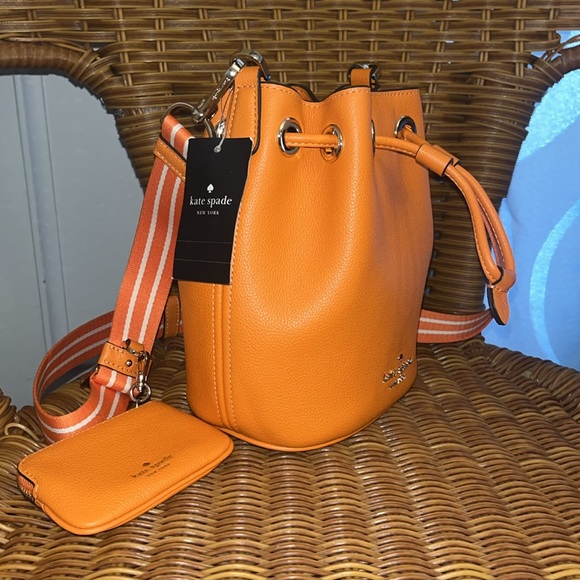 ♠️kate spade Rosie Small Mini Bucket Crossbody Bag, Carrot Cake Orange NWT - Picture 8 of 14